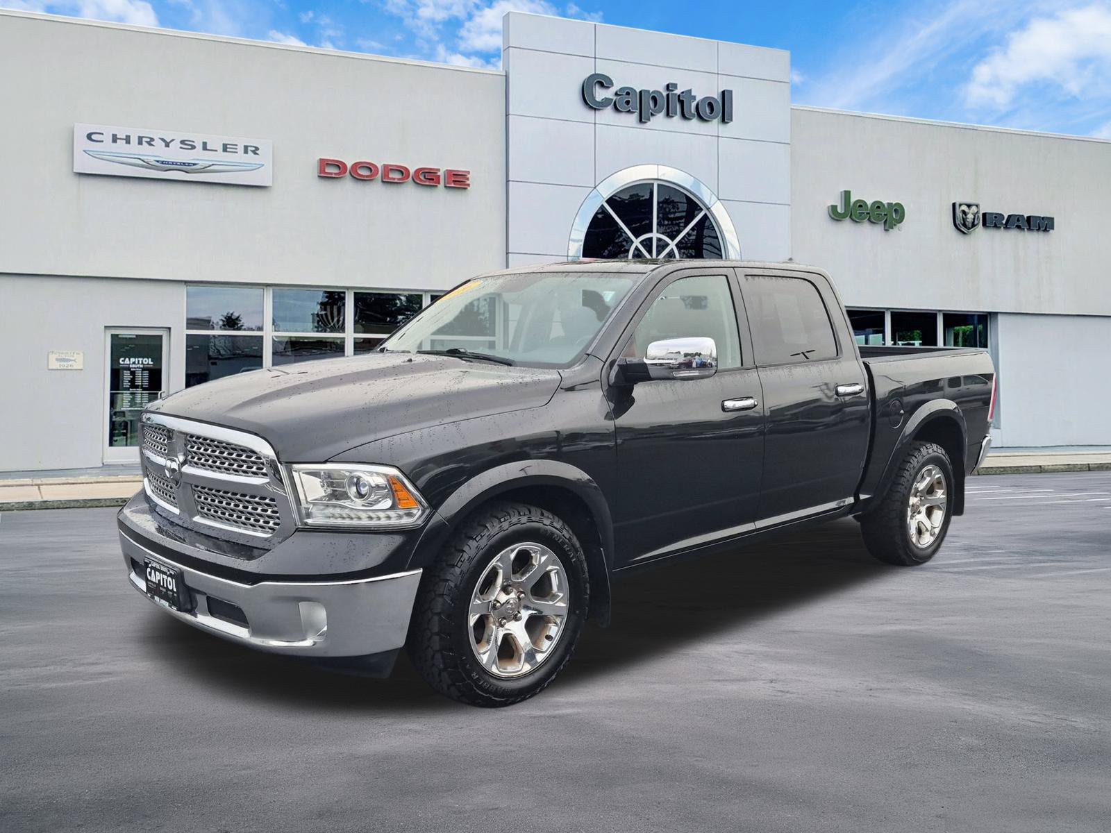 Used 2016 RAM 1500 Laramie AWD/4WD image 7