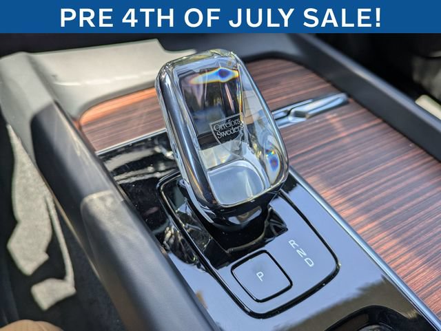 Certified 2023 Volvo XC60 B6 Ultimate w/ Protection Package Premier AWD/4WD image 19