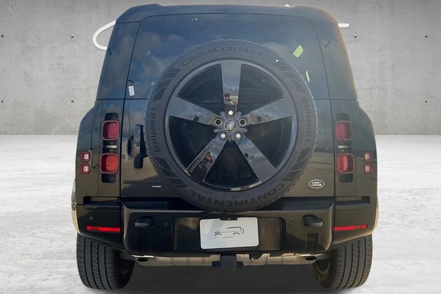 Used 2022 Land Rover Defender 90 X-Dynamic HSE image 5