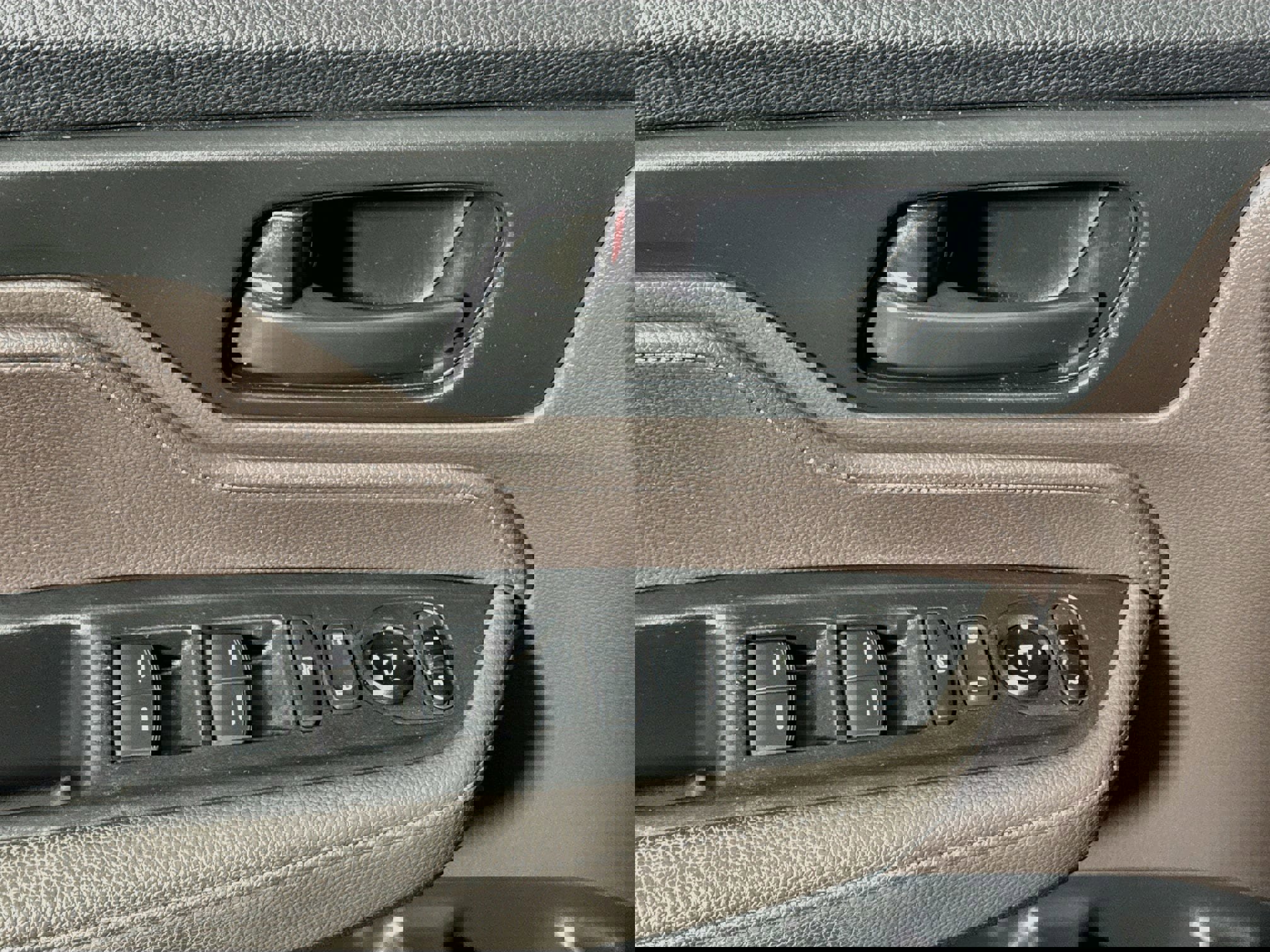 Used 2020 Honda Odyssey EX image 19