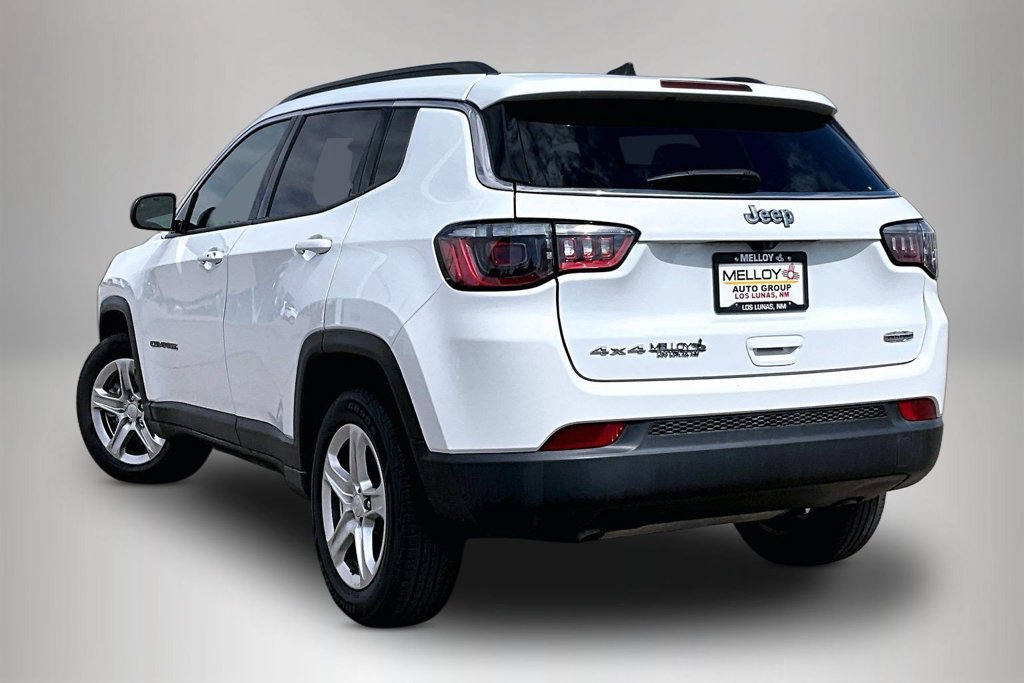 Used 2024 Jeep Compass Latitude AWD/4WD image 4