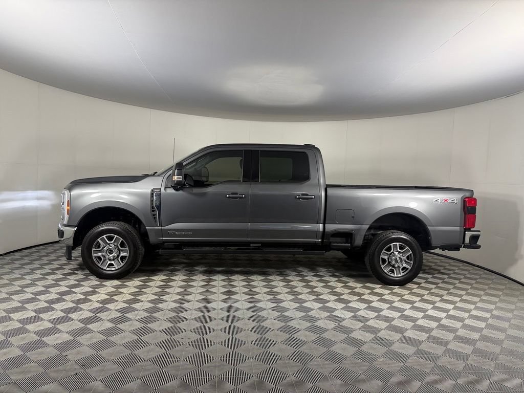 Used 2026 Ford F350 Lariat AWD/4WD image 11