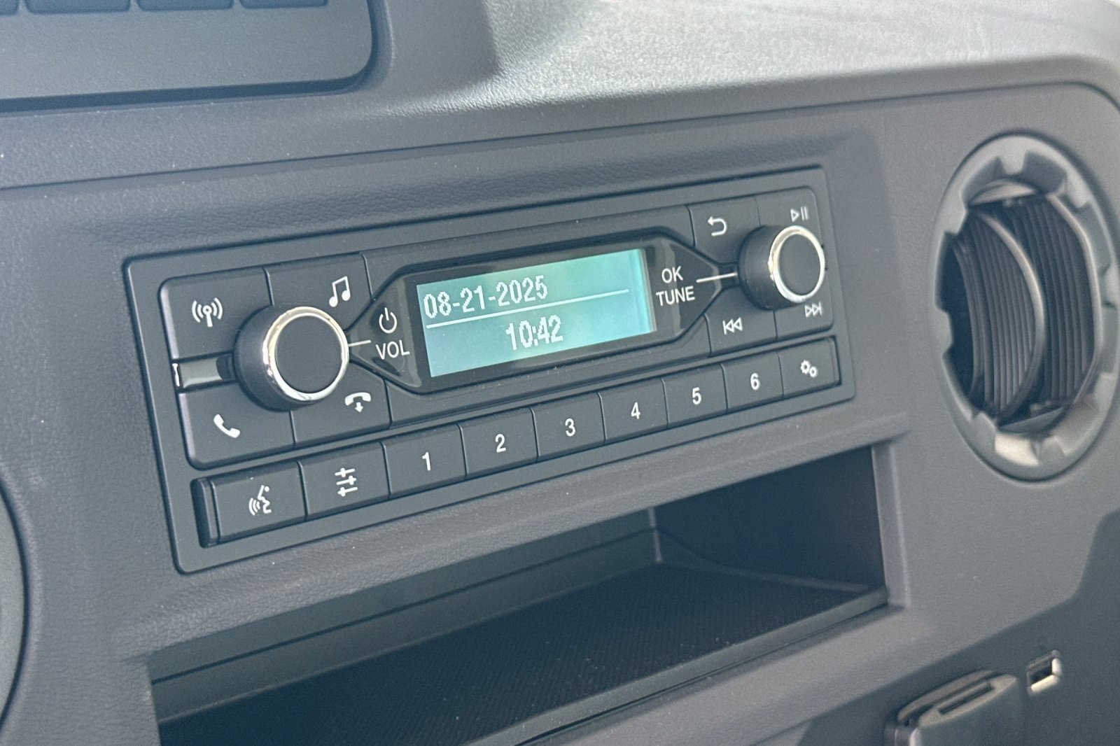 New 2025 Ford E-350 and Econoline 350 Super Duty w/ Power Equipment Group image 17