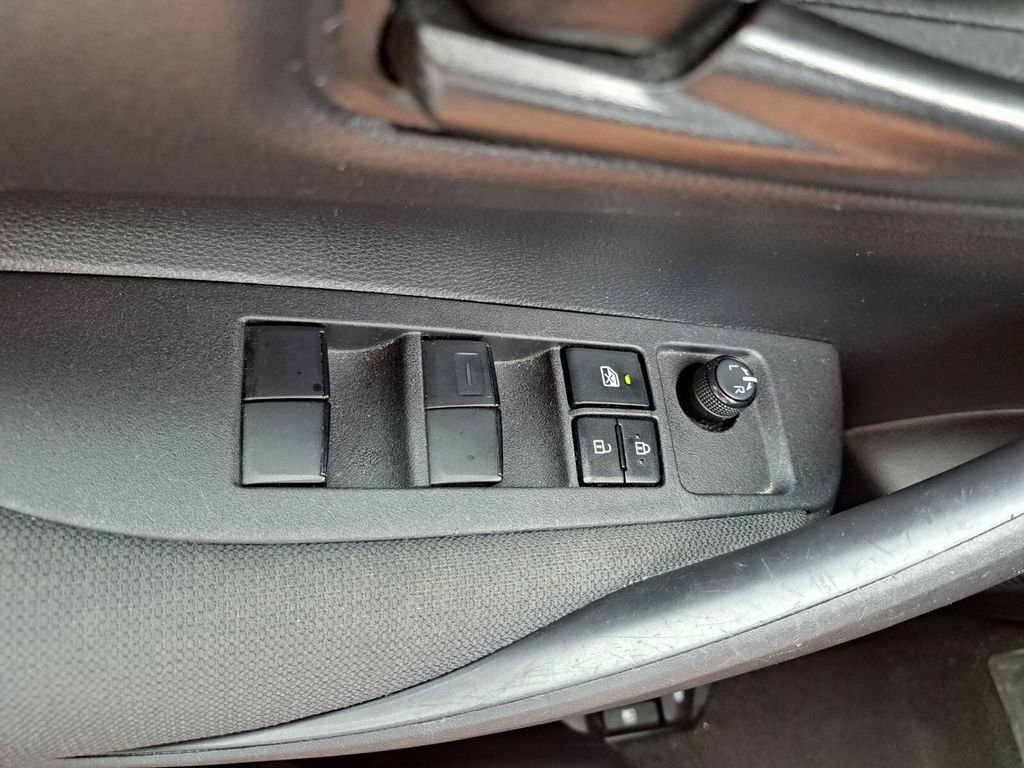 Used 2024 Toyota Corolla LE image 16