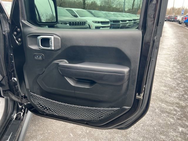 Used 2019 Jeep Wrangler Sport S image 27