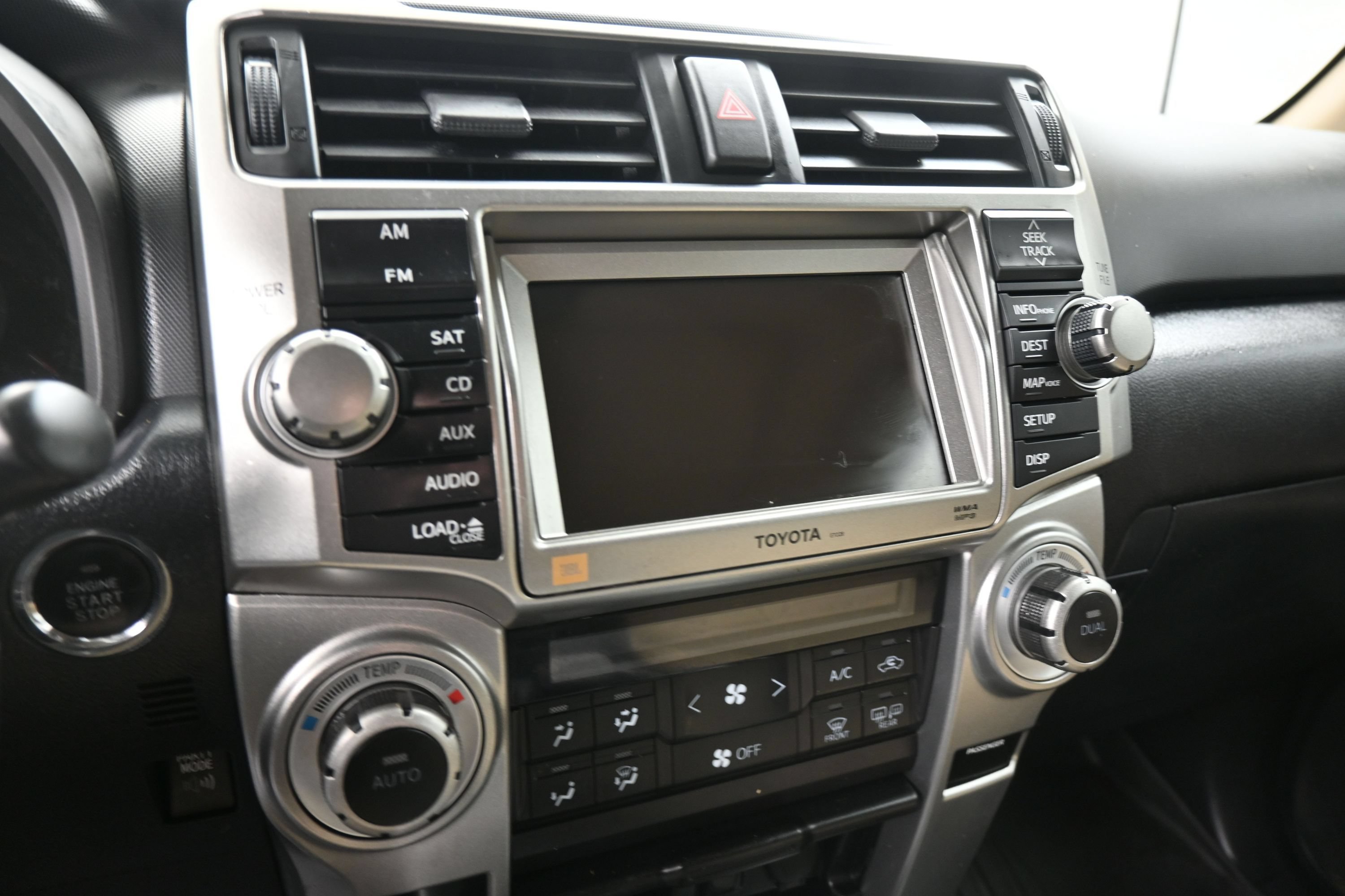 Used 2012 Toyota 4Runner Limited AWD/4WD image 15