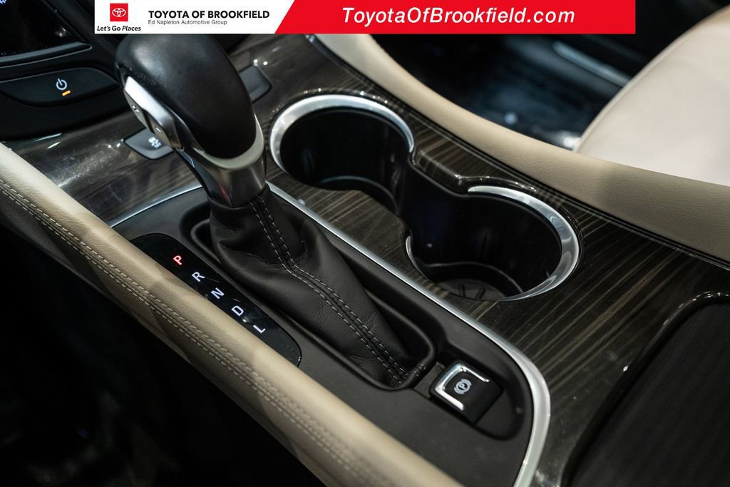 Used 2020 Buick Envision Essence image 28