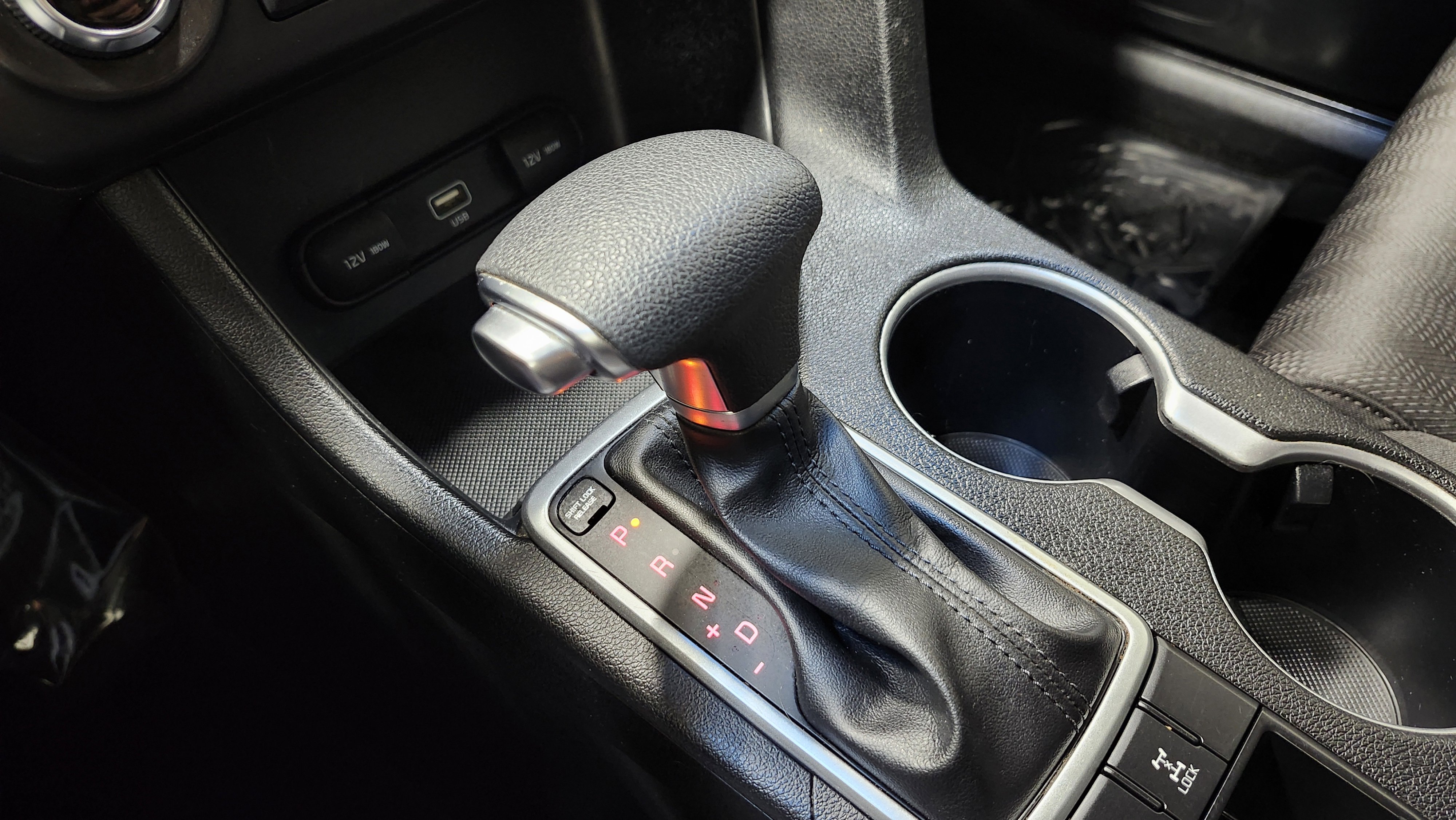 Used 2021 Kia Sportage LX image 29