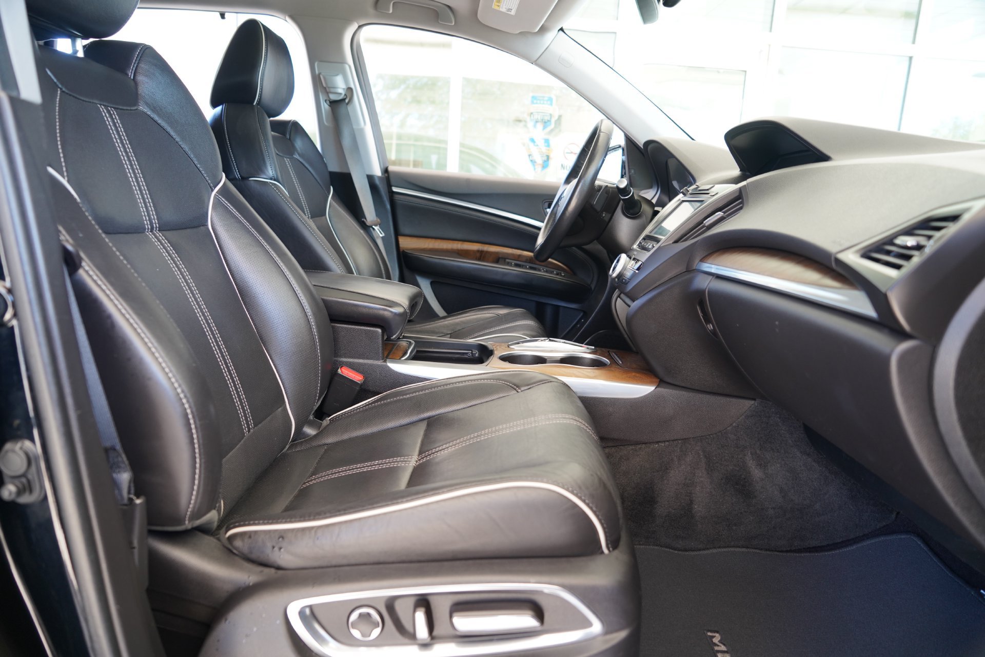 Used 2020 Acura MDX w/ Advance Package FWD image 23