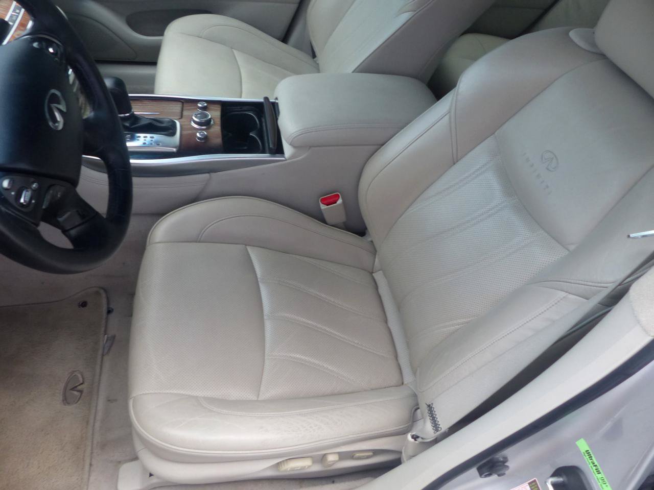 Used 2011 INFINITI M37 w/ Deluxe Touring Pkg RWD image 19