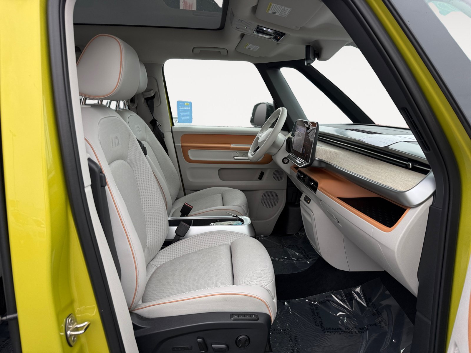 Certified 2025 Volkswagen ID. Buzz Pro S Plus AWD/4WD image 19