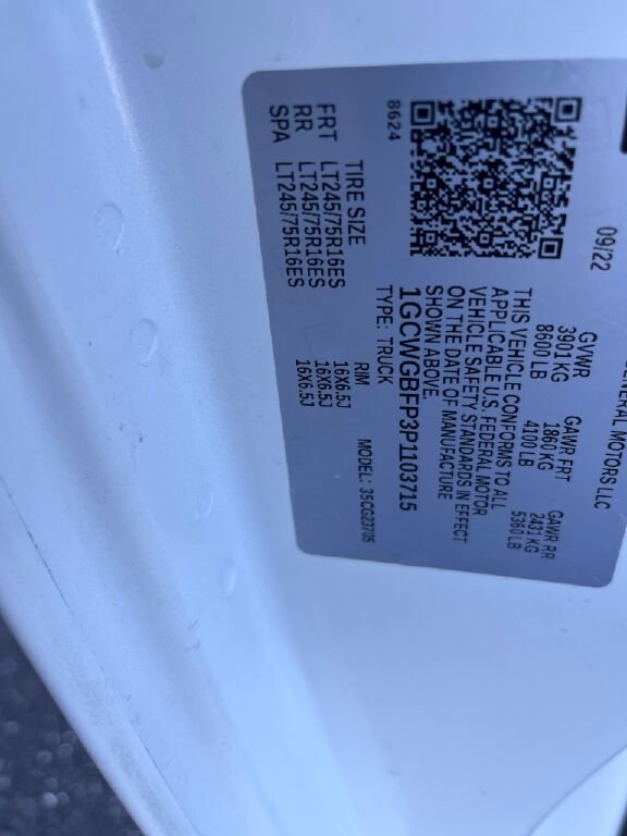 Used 2023 Chevrolet Express 2500 Extended image 29