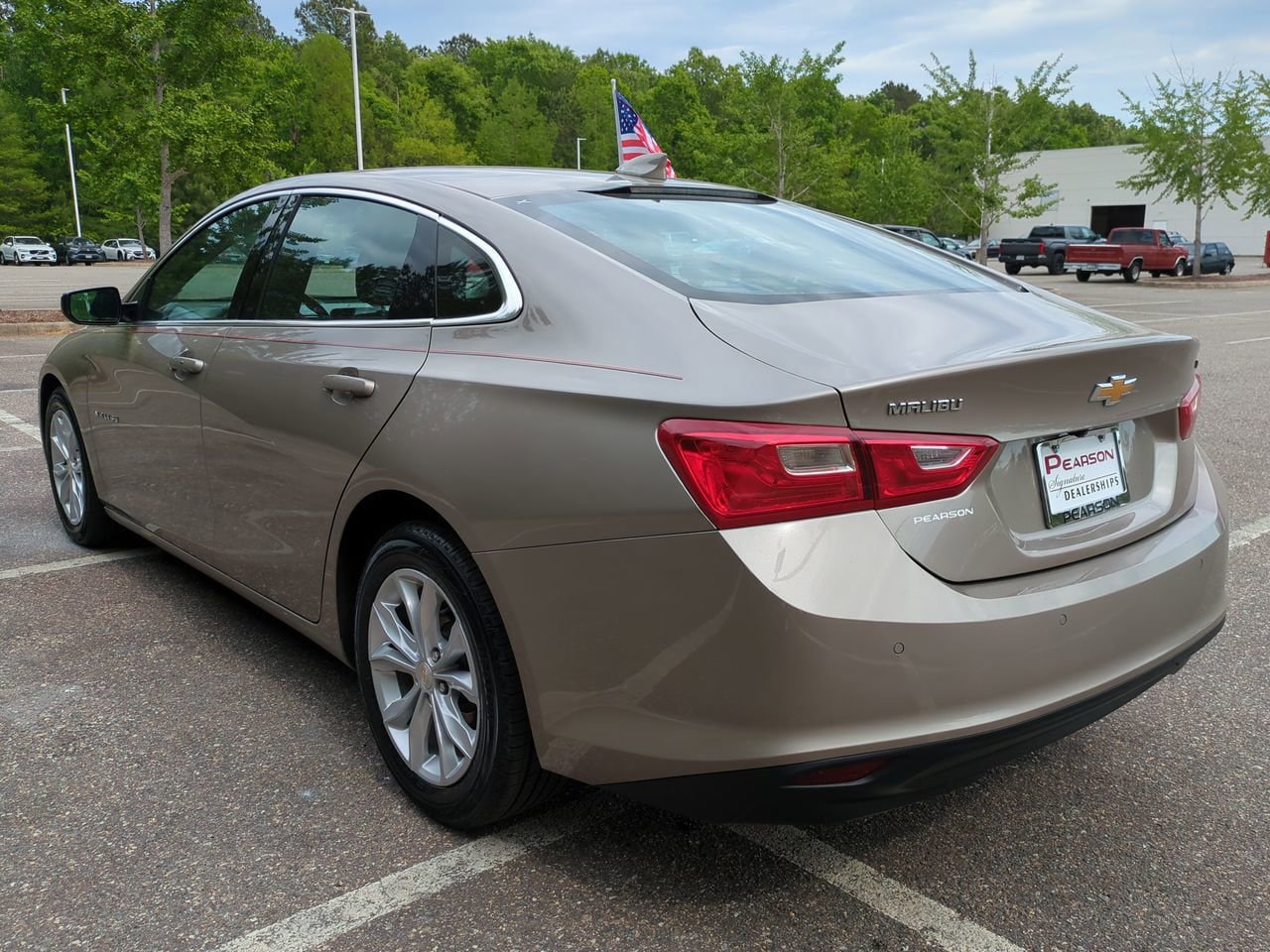 Used 2025 Chevrolet Malibu LT FWD image 6