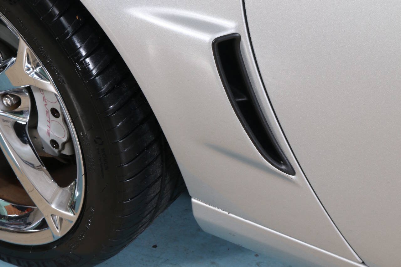 Used 2011 Chevrolet Corvette Grand Sport w/ Preferred Equipment Group RWD image 59