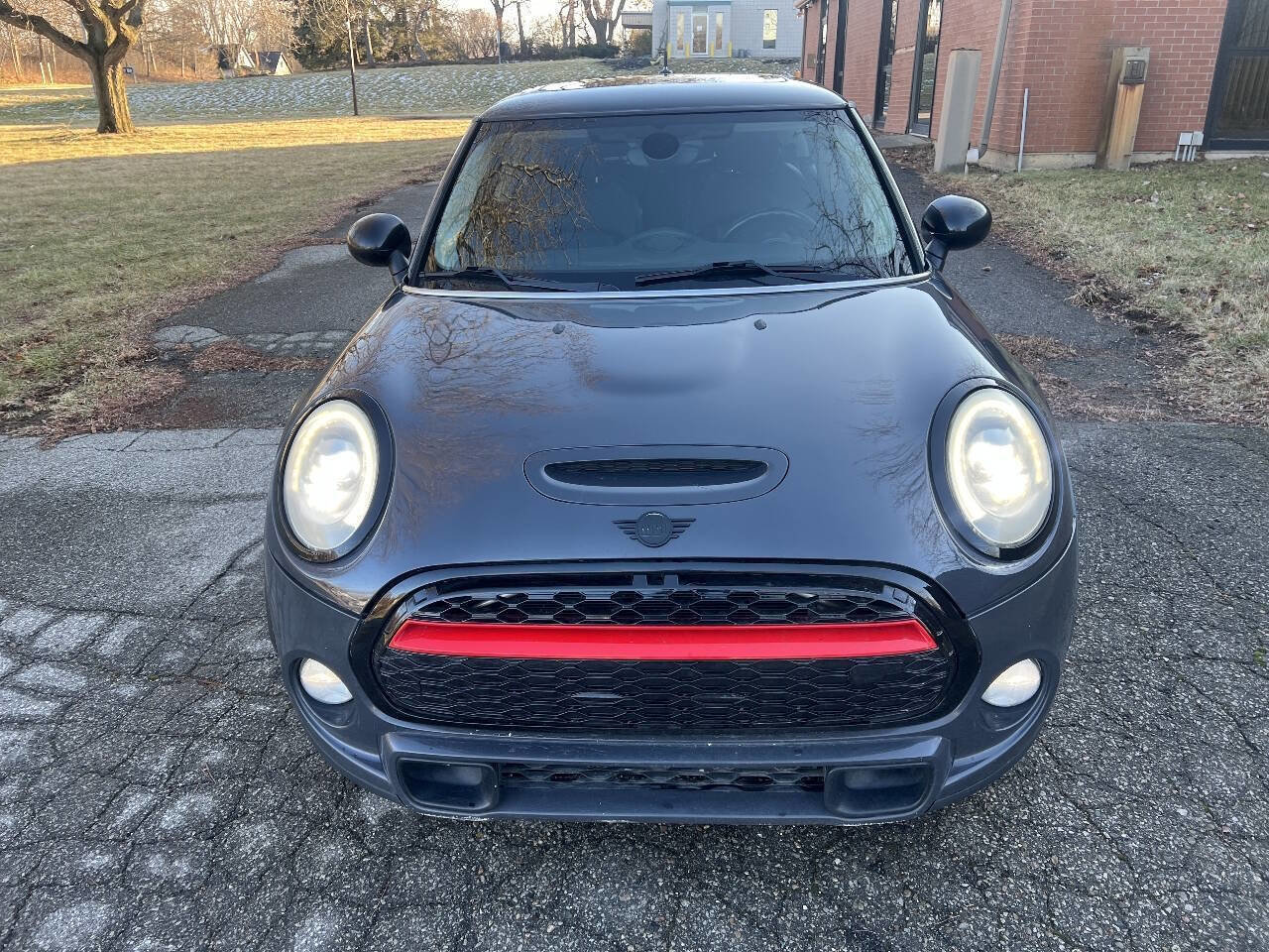 Used 2015 MINI Cooper S image 2