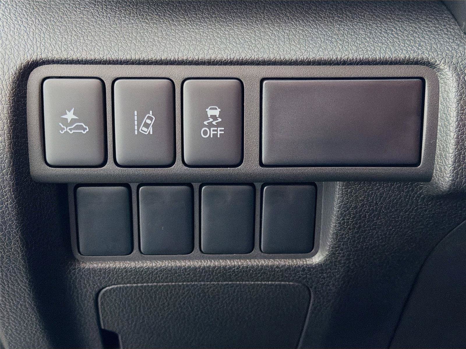 New 2026 Mitsubishi Eclipse Cross LE AWD/4WD image 10