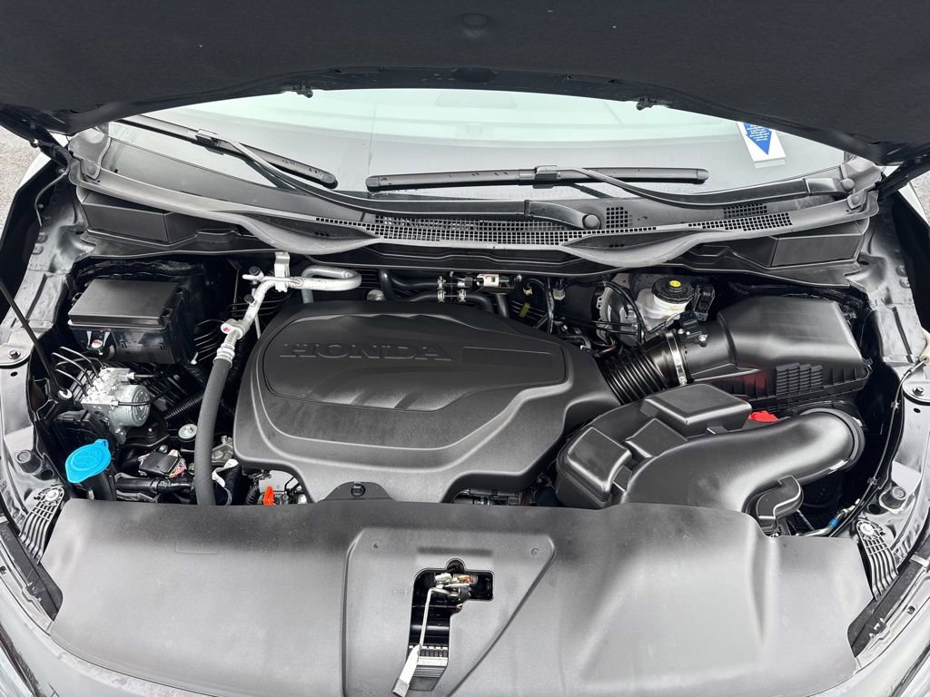 Certified 2026 Honda Odyssey Elite image 16