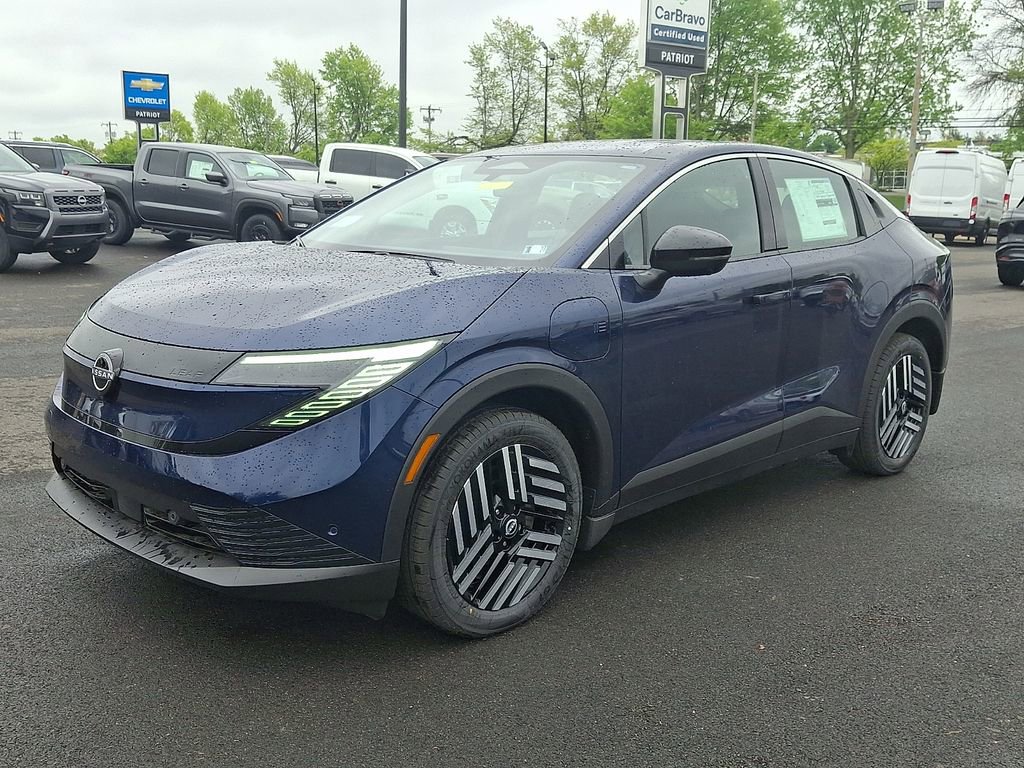 New 2026 Nissan Leaf SV+ w/ Floor Mat Package (SV+) FWD image 2