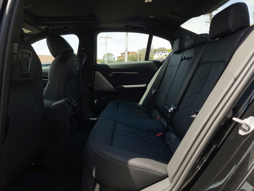 New 2026 BMW 530i w/ M Sport Package image 8