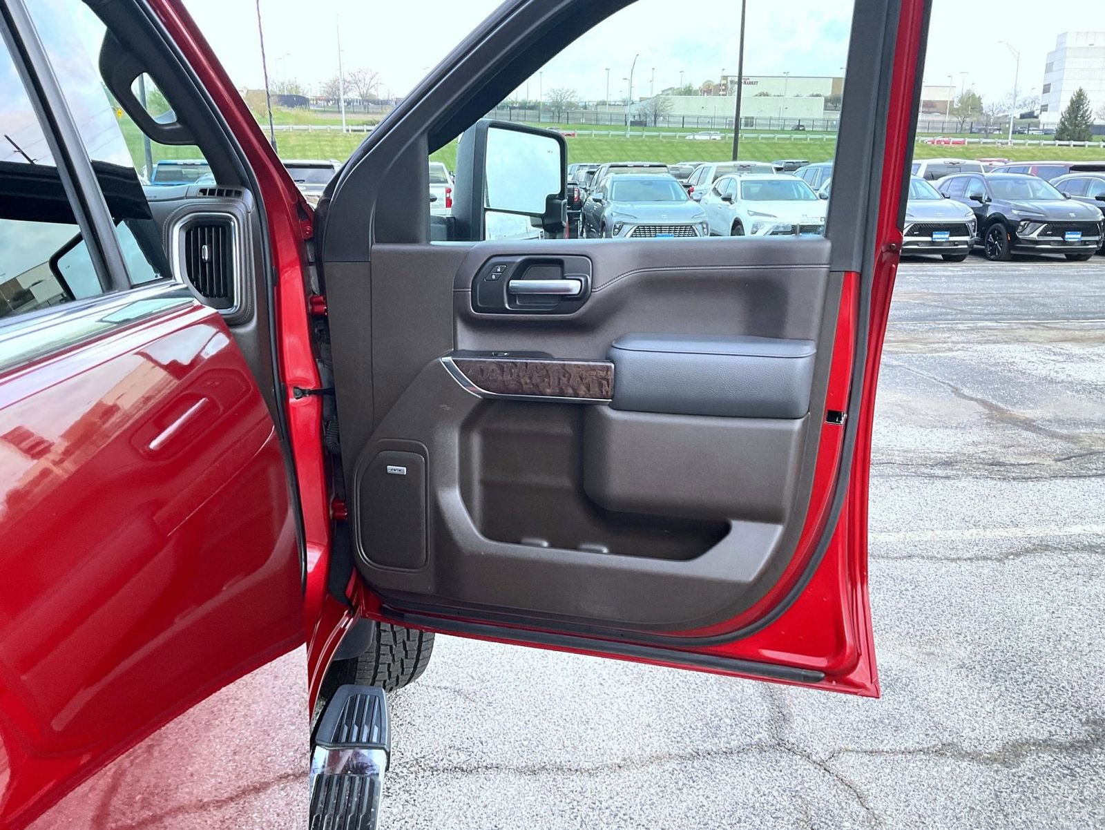 Used 2022 GMC Sierra 2500 Denali w/ Denali Ultimate Package image 16