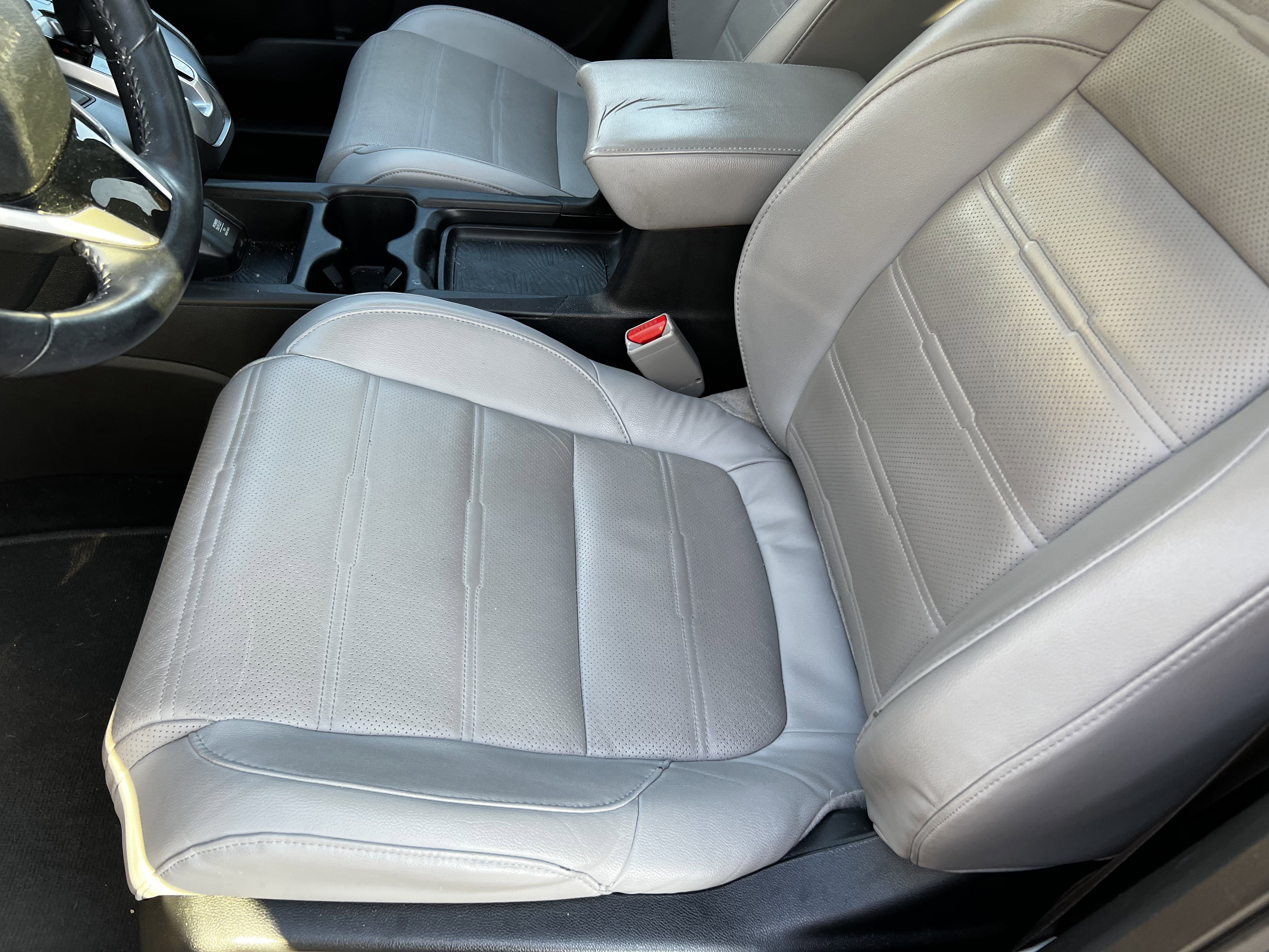 Used 2017 Honda CR-V Touring image 31