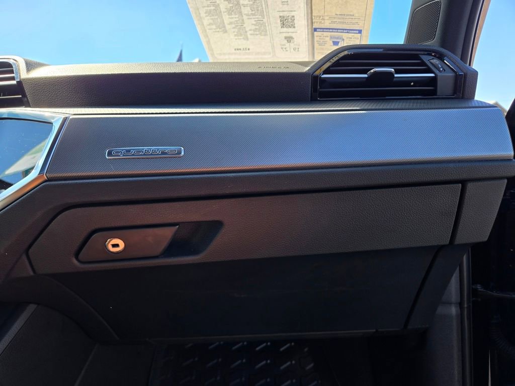 Used 2020 Audi Q3 2.0T Premium Plus w/ Premium Plus Package image 44