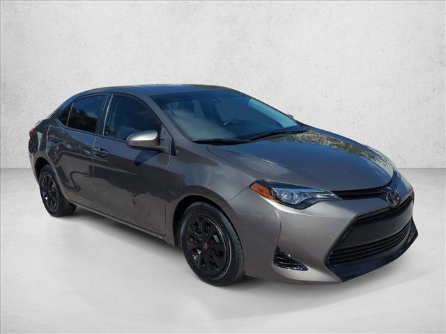 Used 2018 Toyota Corolla LE FWD video 3