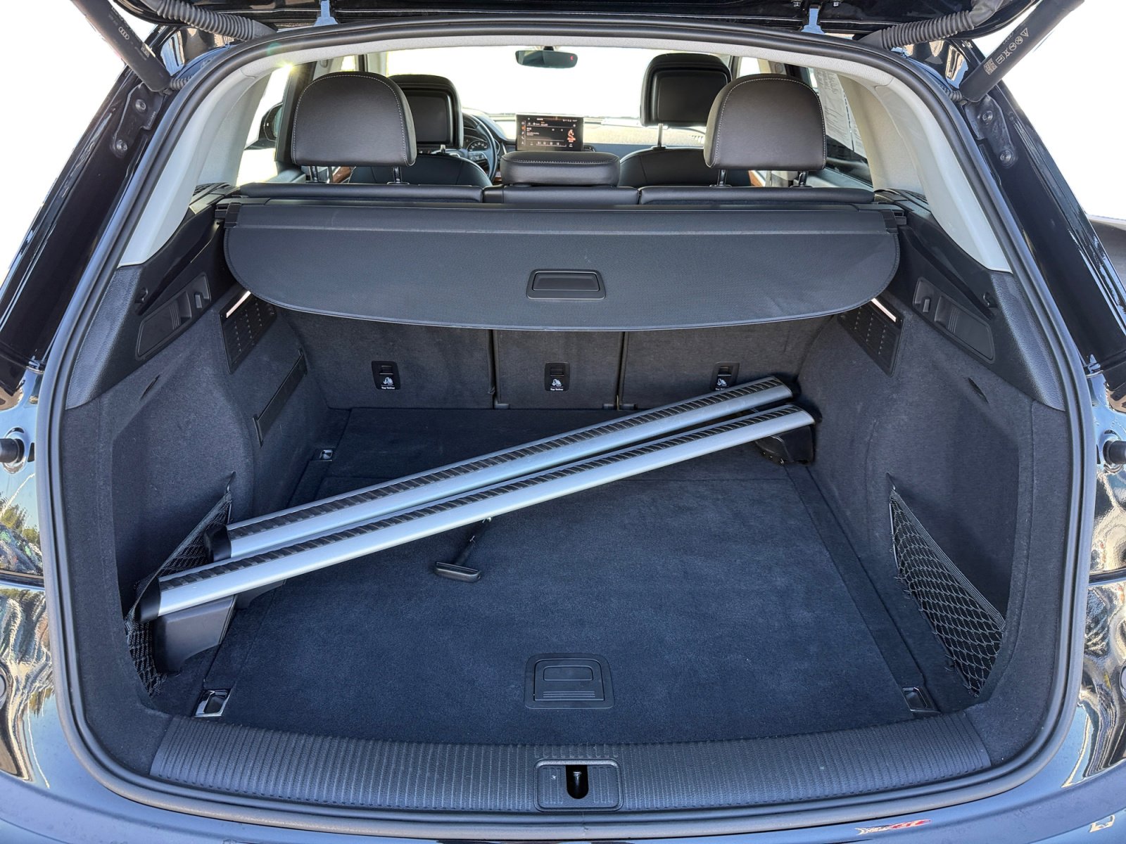 Used 2022 Audi Q5 2.0T Premium w/ Convenience Package image 17