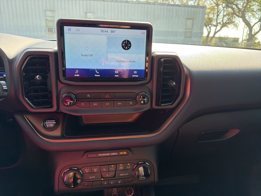 Used 2023 Ford Bronco Sport Outer Banks w/ Tech Package image 12
