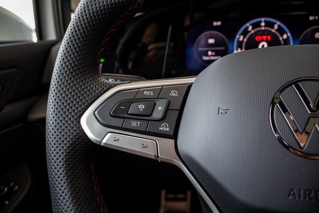 New 2025 Volkswagen GTI SE image 34
