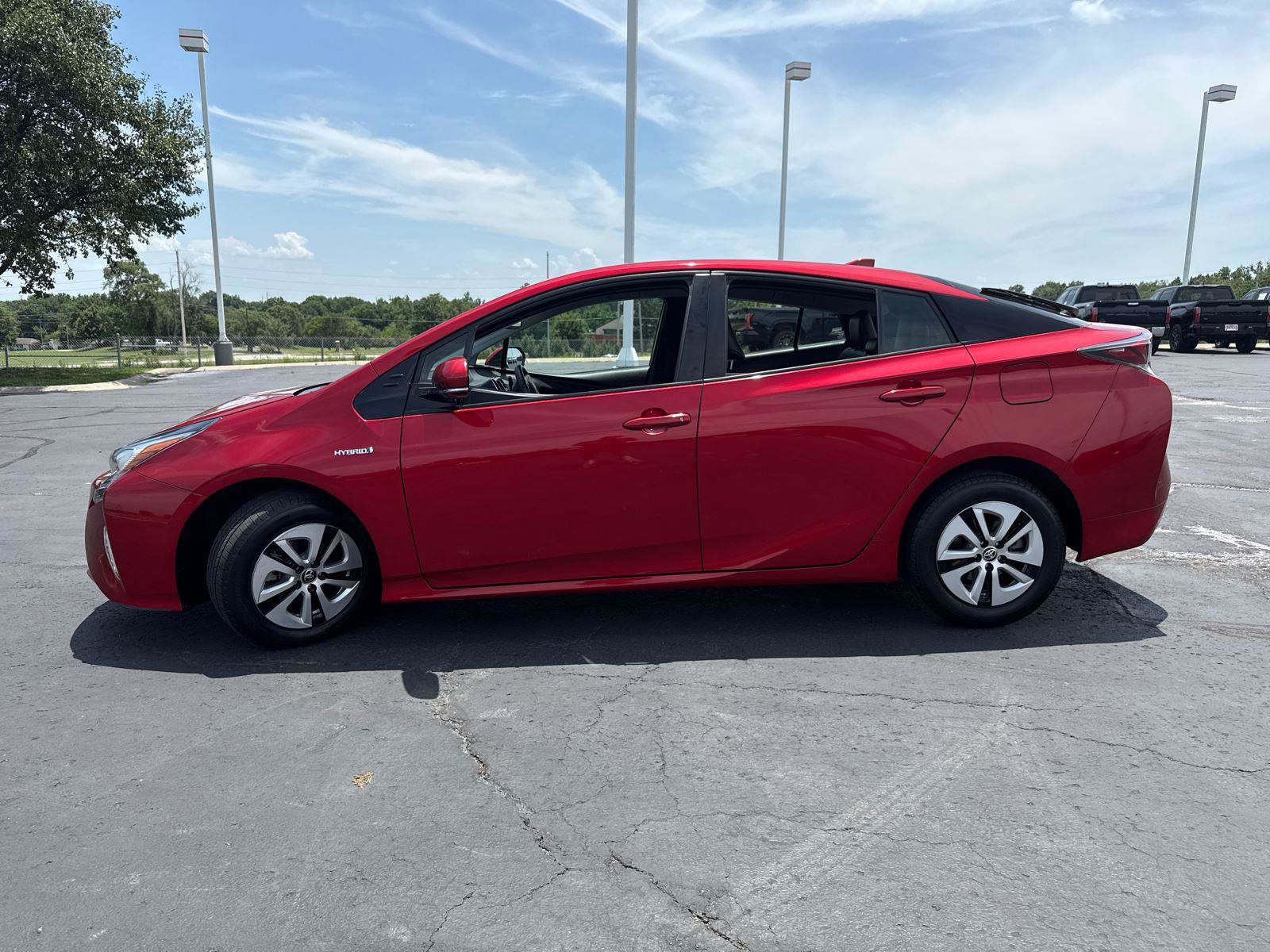Used 2016 Toyota Prius Four FWD image 5