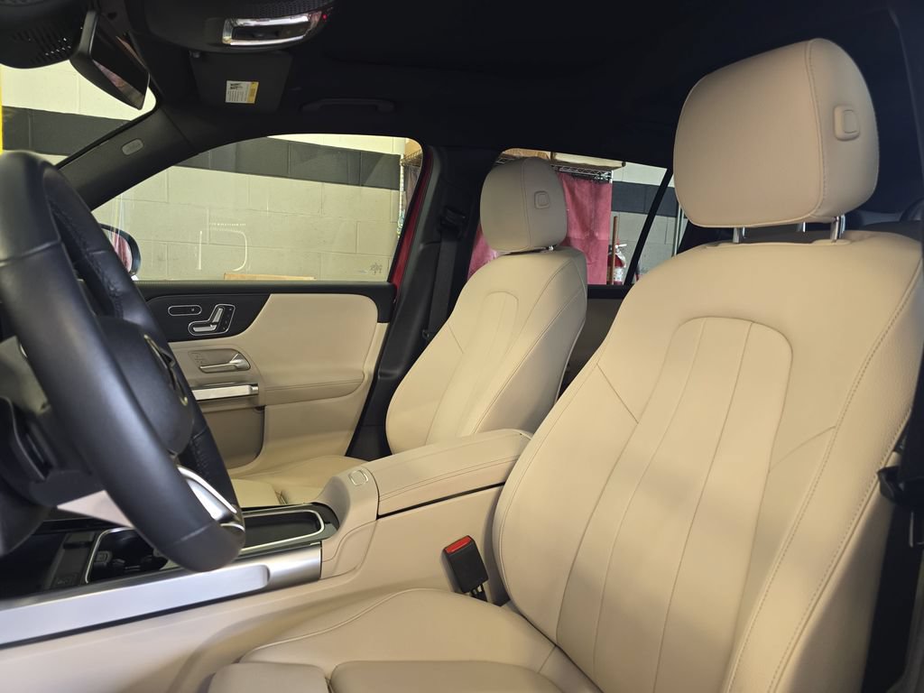 Used 2026 Mercedes-Benz GLB 250 image 18