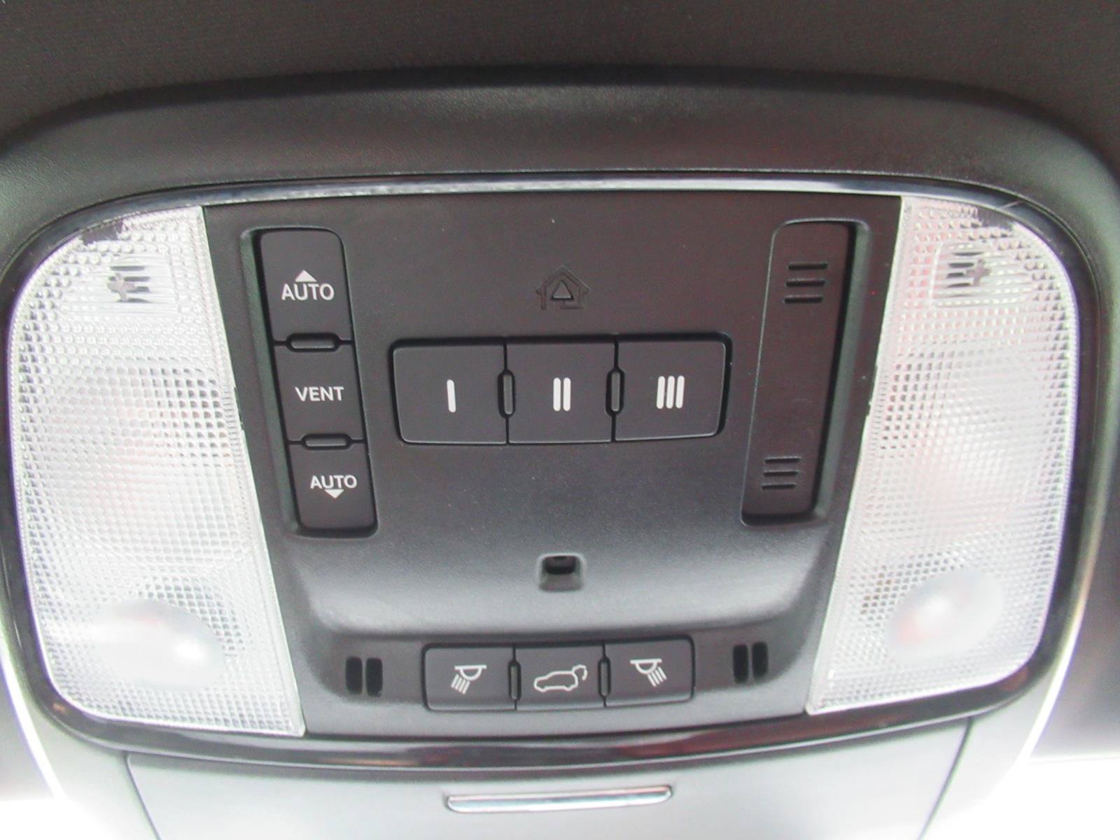 Used 2023 Dodge Durango SRT AWD/4WD image 32