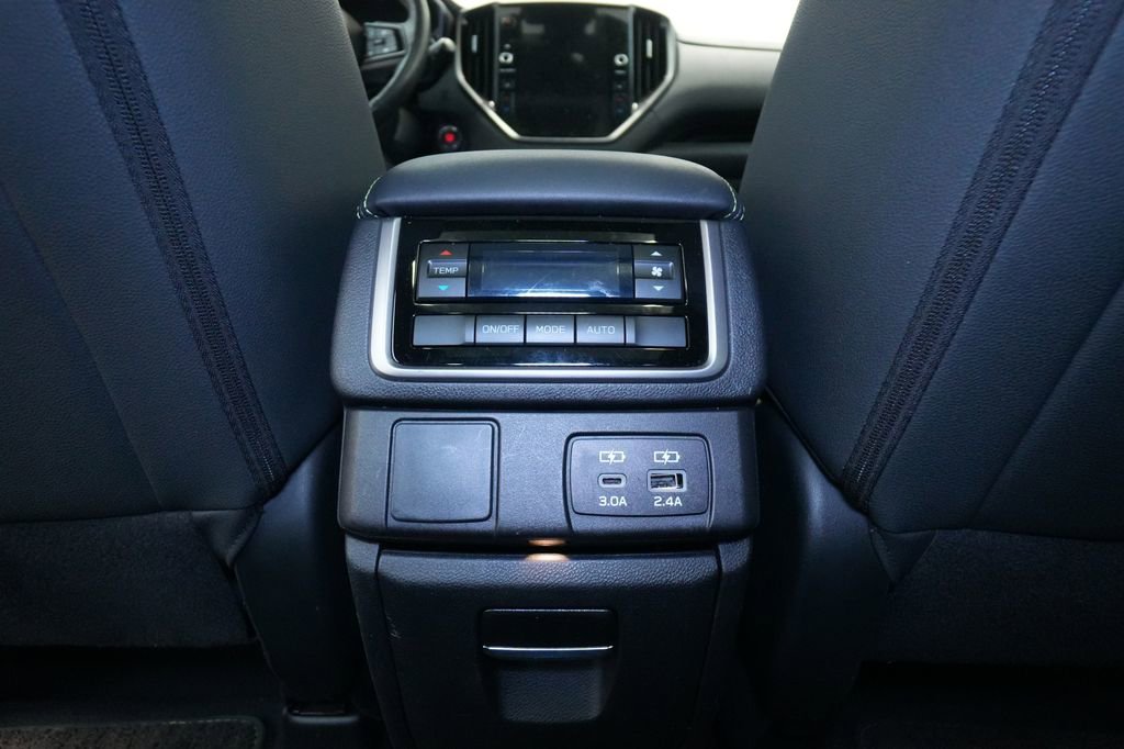 Used 2024 Subaru Ascent Onyx Edition image 22