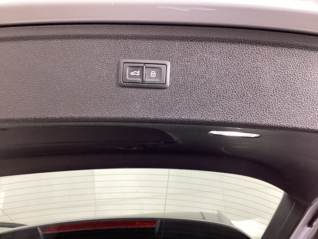 Used 2021 Audi Q5 Premium Plus image 34