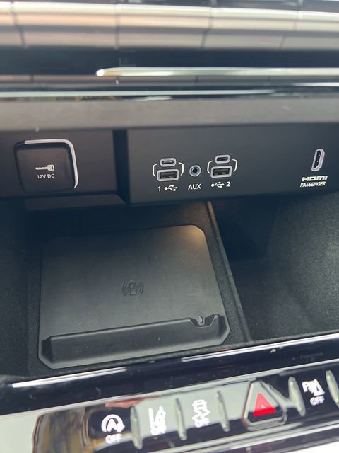 Used 2023 Jeep Wagoneer Series II w/ Premium Group I image 22