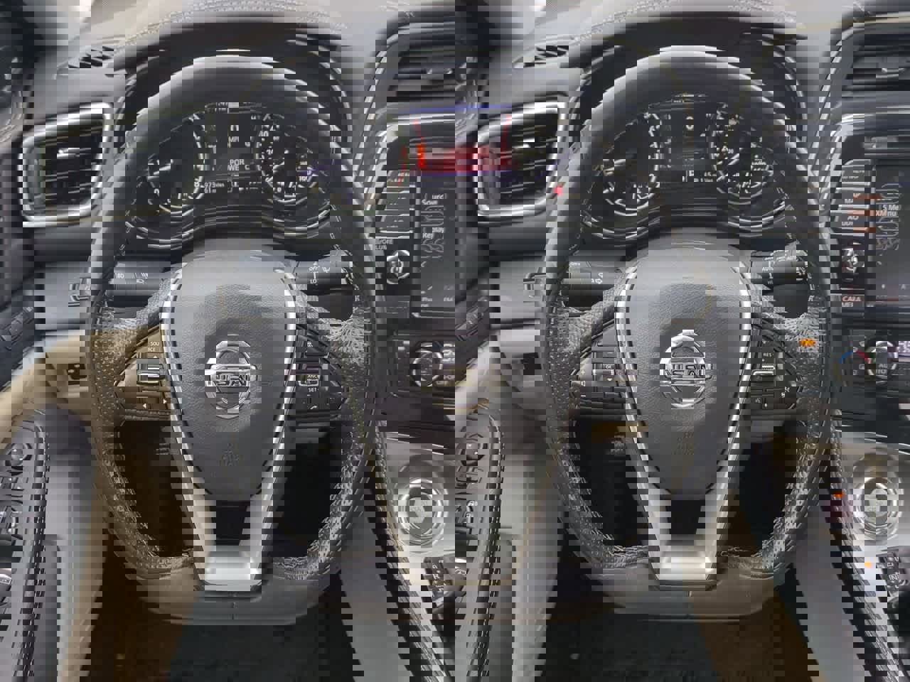 Used 2019 Nissan Maxima Platinum image 23