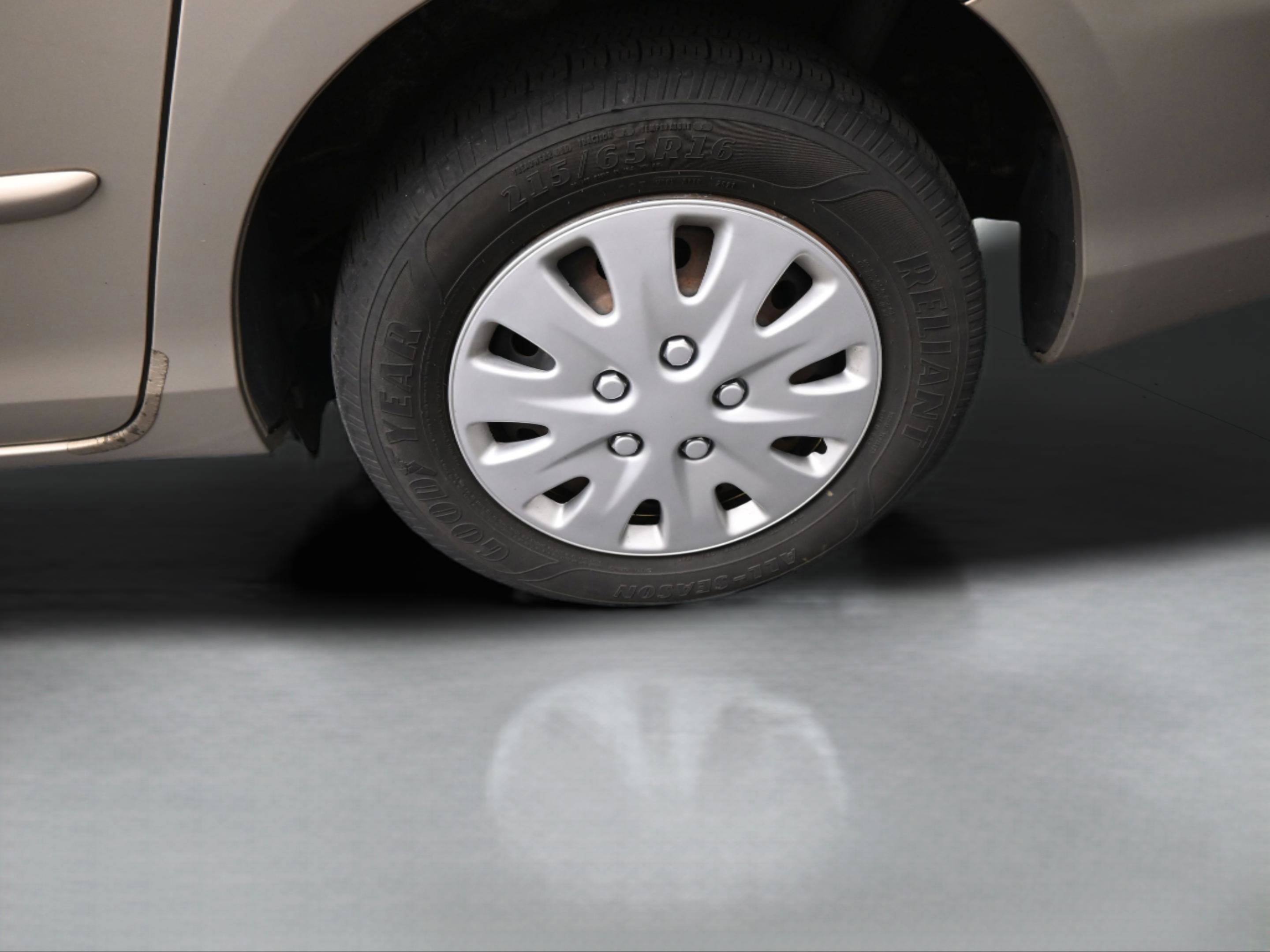 Used 2004 Toyota Sienna CE image 35