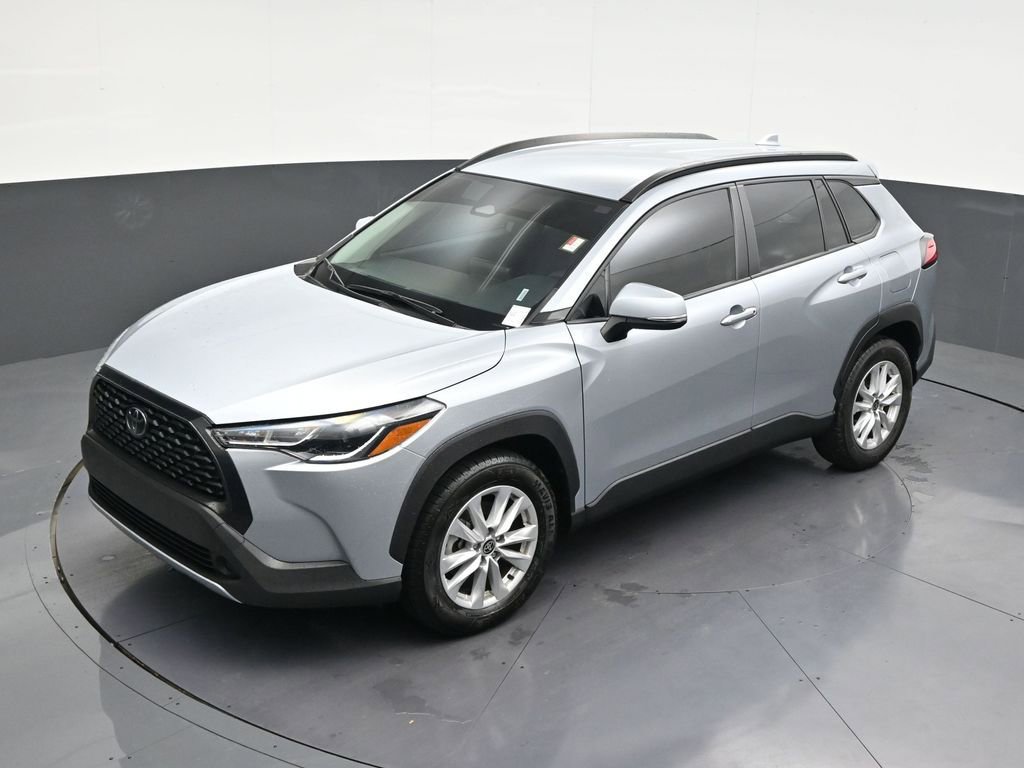 Used 2023 Toyota Corolla Cross LE FWD image 15