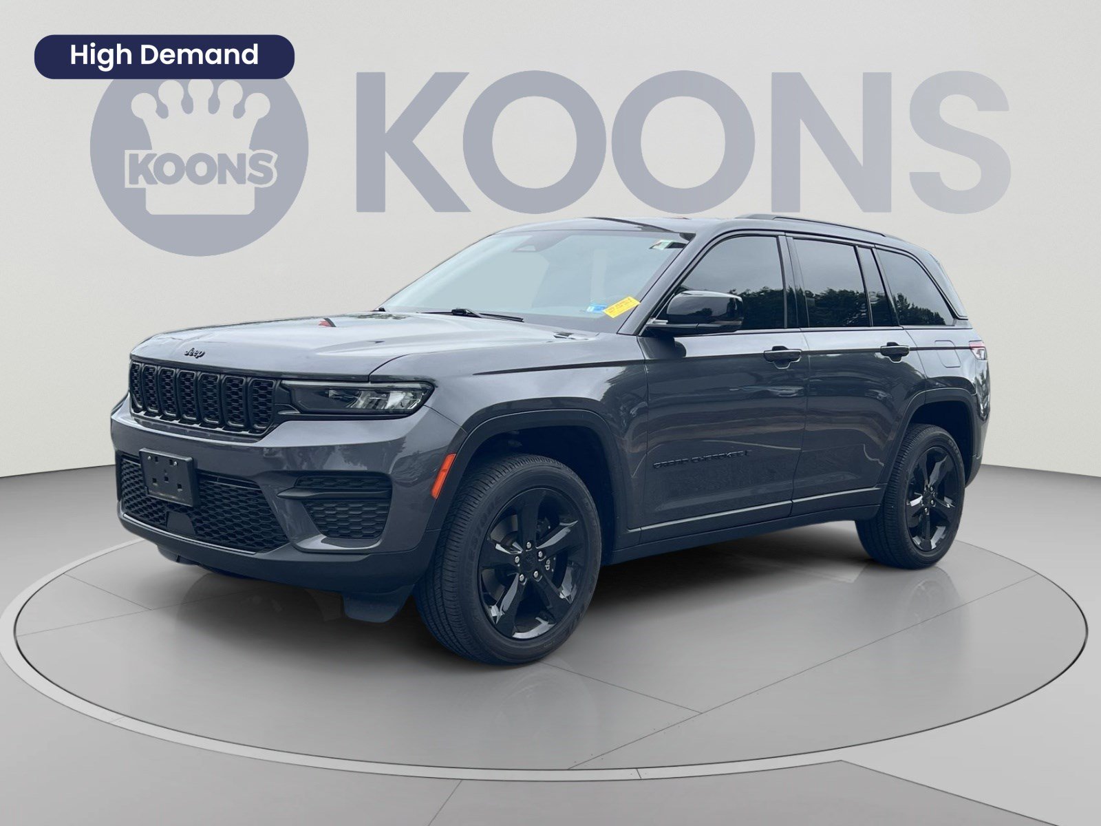Used 2024 Jeep Grand Cherokee Laredo