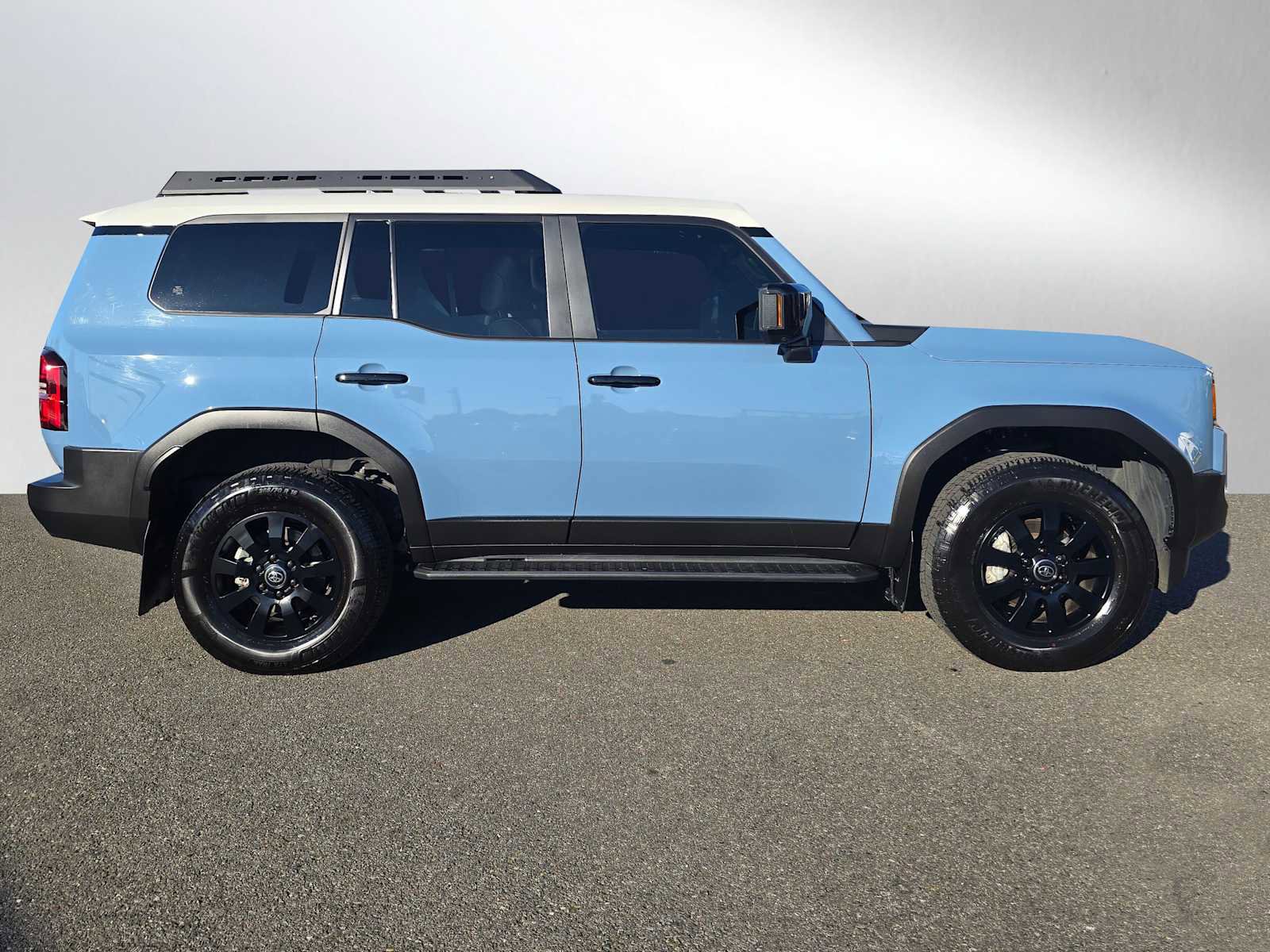 Certified 2024 Toyota Land Cruiser image 2