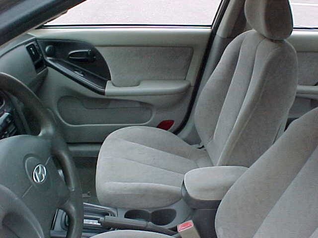 Used 2005 Hyundai Elantra GLS image 17