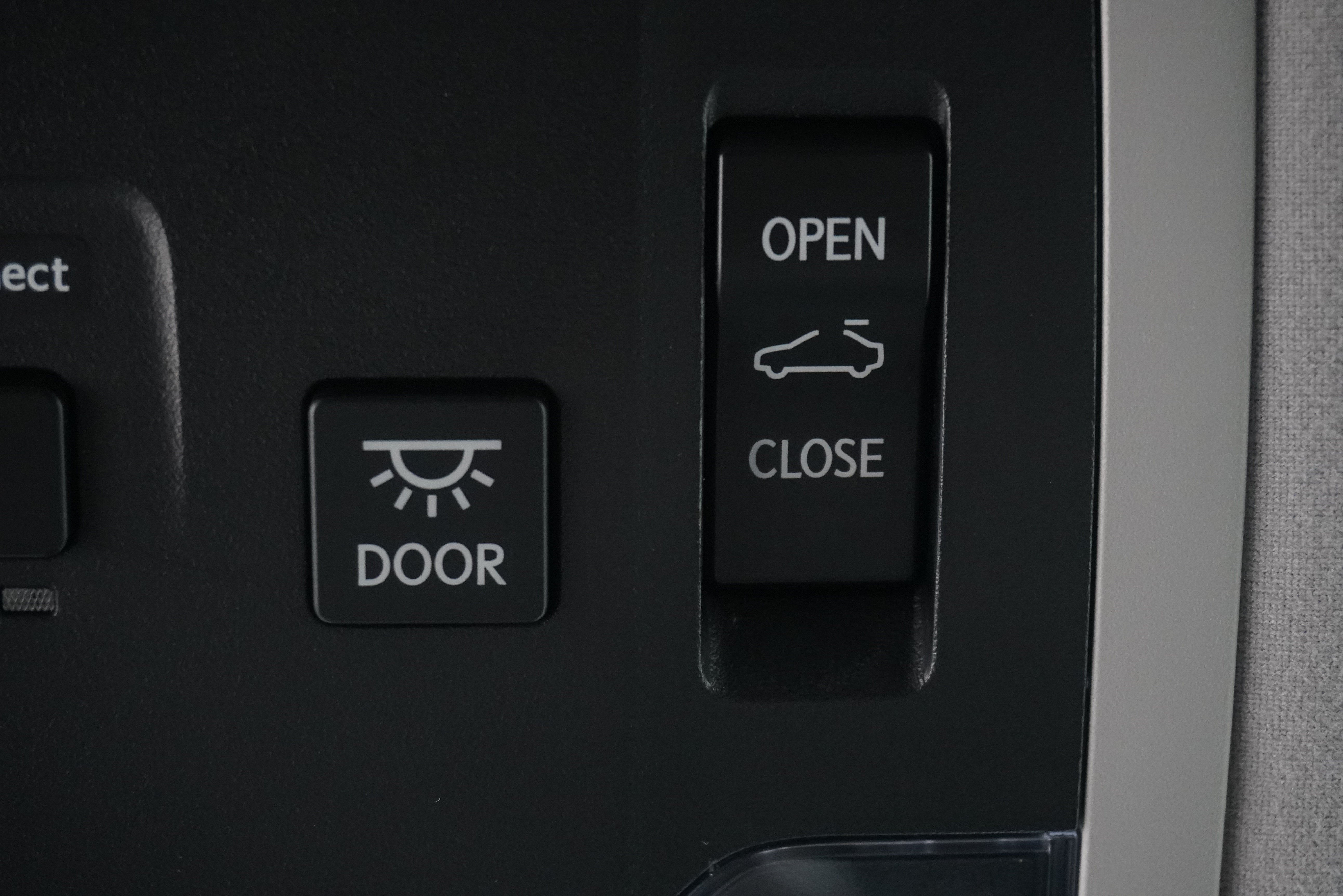 Used 2018 Lexus RX 350 FWD w/ Premium Package image 29
