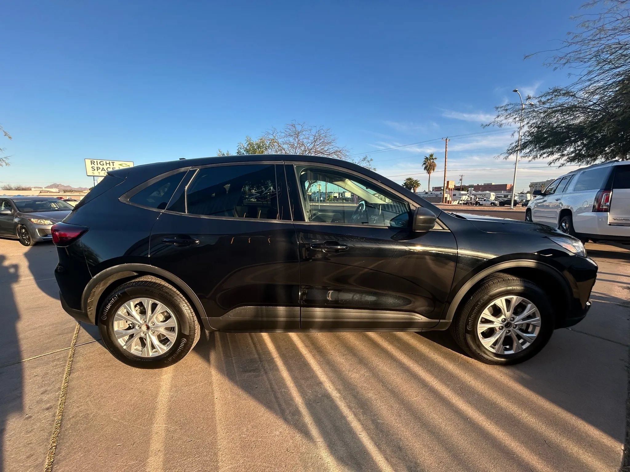 Used 2025 Ford Escape Active AWD/4WD image 8