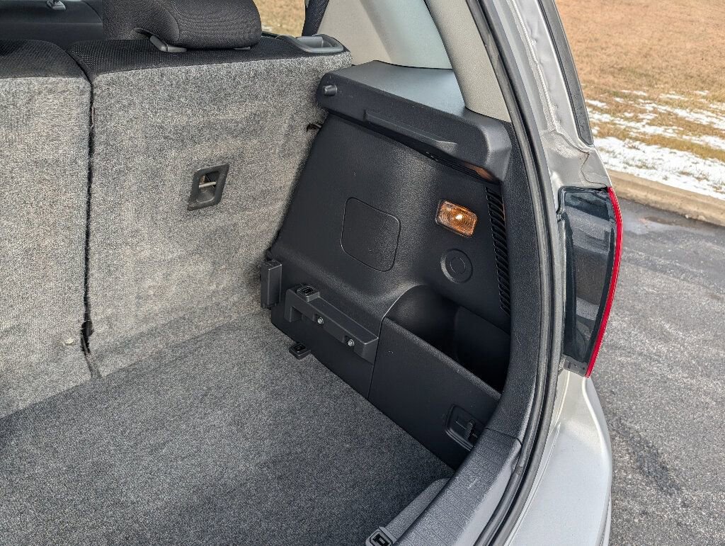 Used 2011 Suzuki SX4 AWD Hatchback image 26