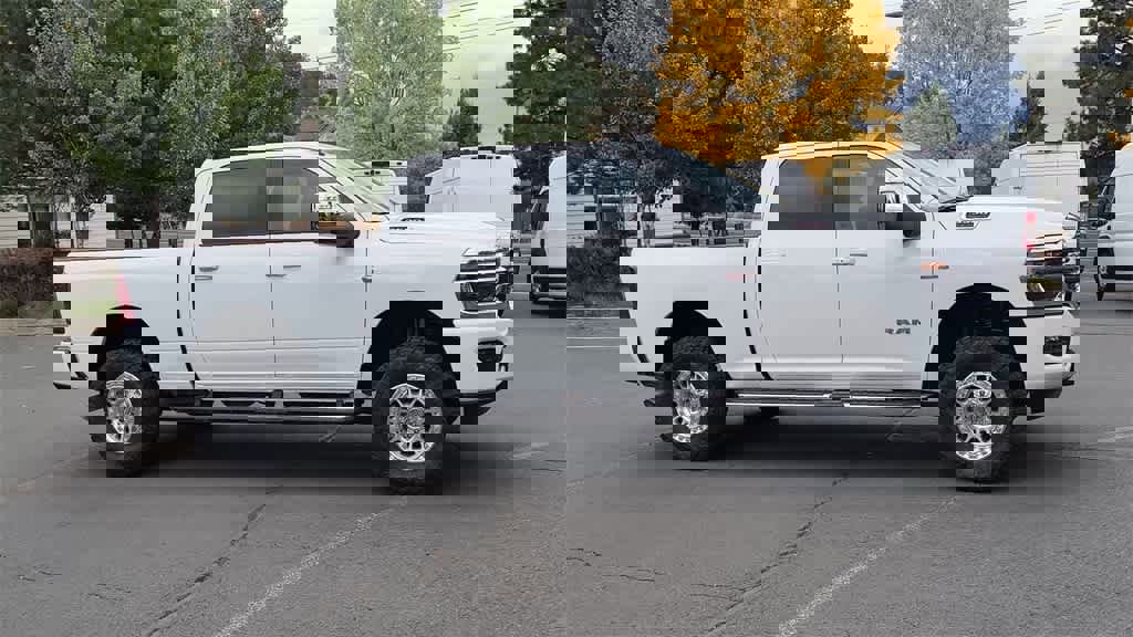 New 2026 RAM 3500 Laramie w/ Towing Technology Group image 2