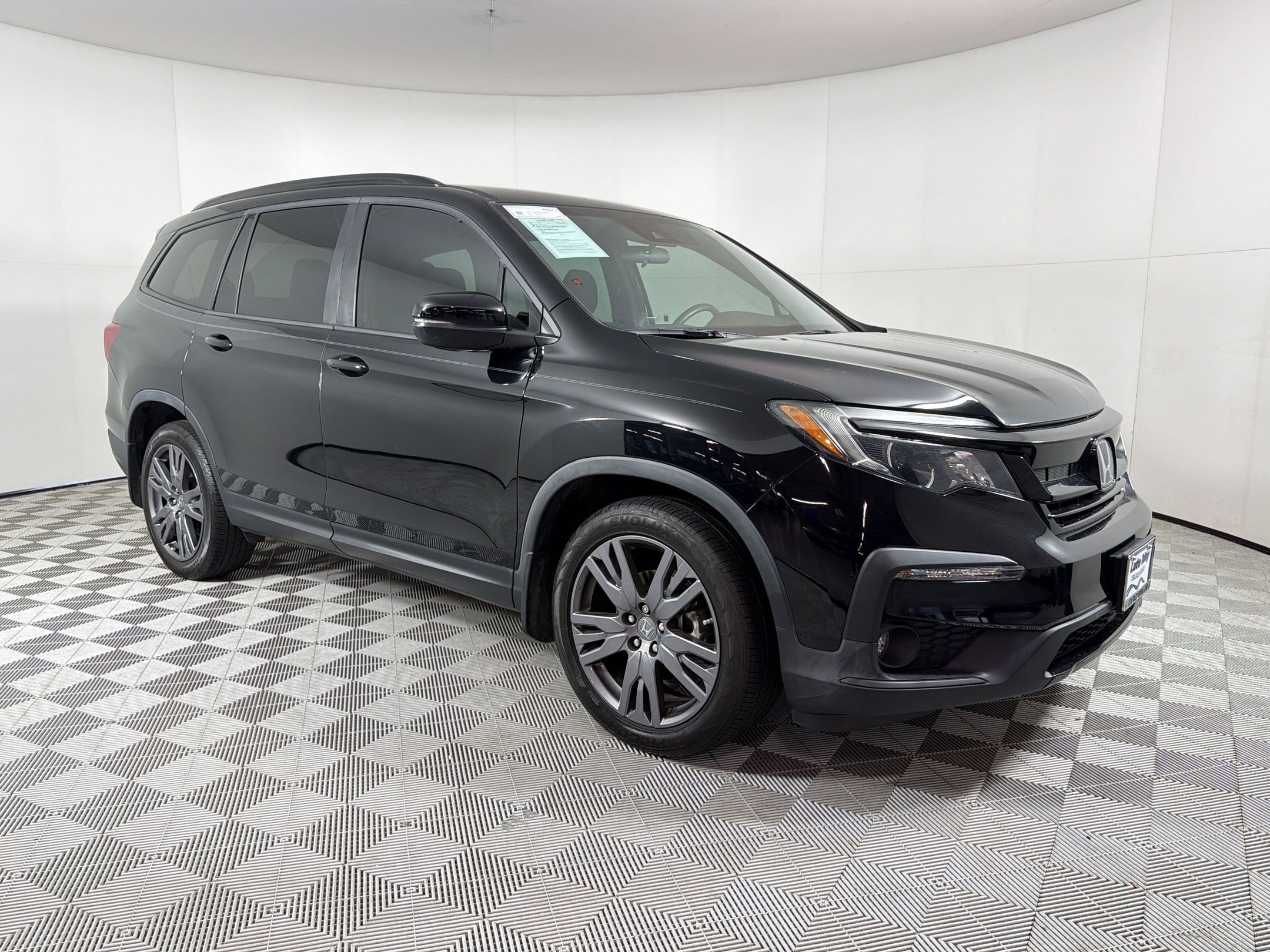 Used 2022 Honda Pilot Sport image 7