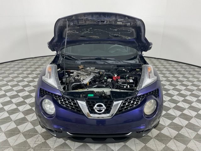 Used 2015 Nissan Juke S FWD image 16