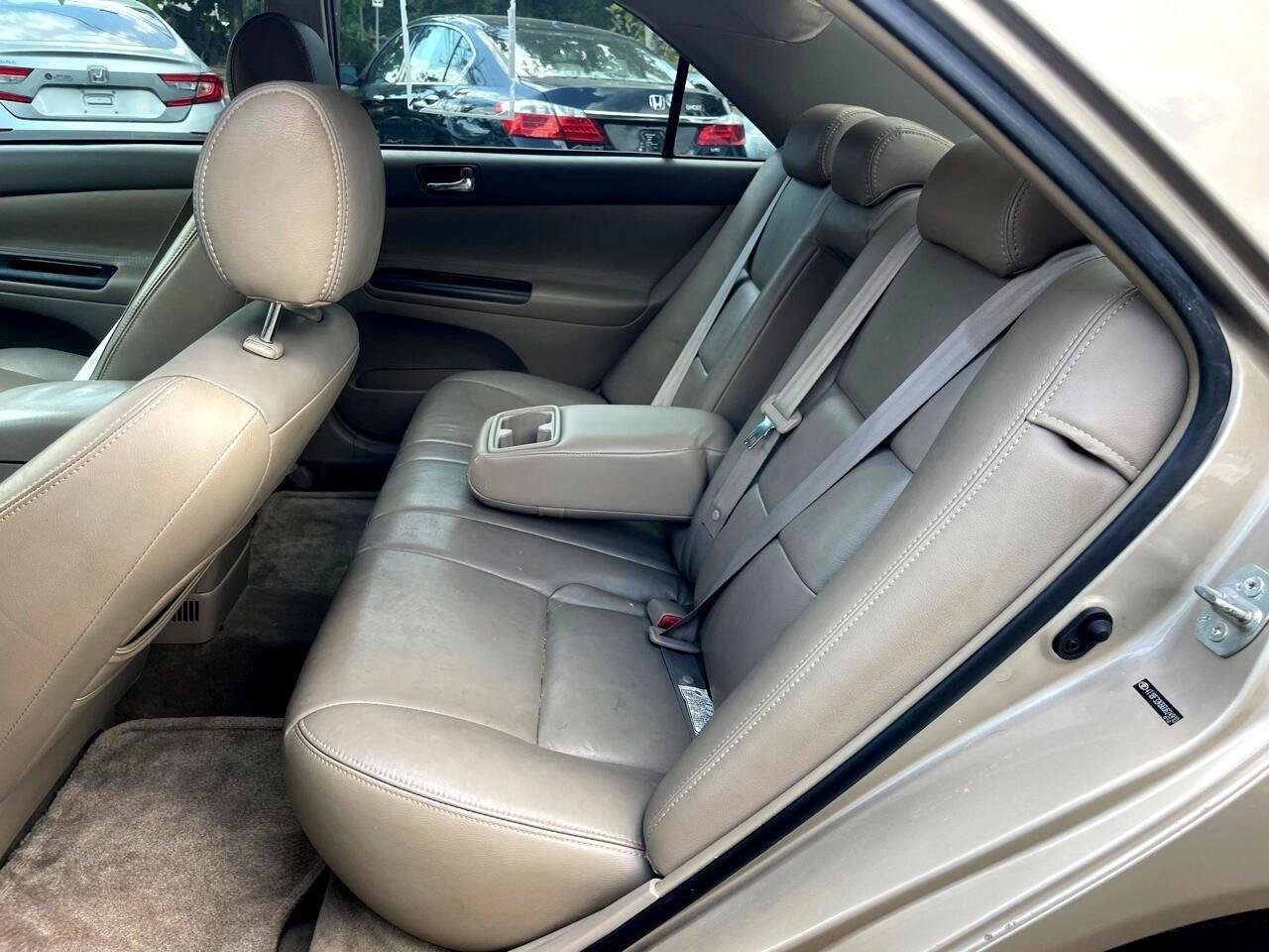 Used 2006 Toyota Camry LE FWD image 15