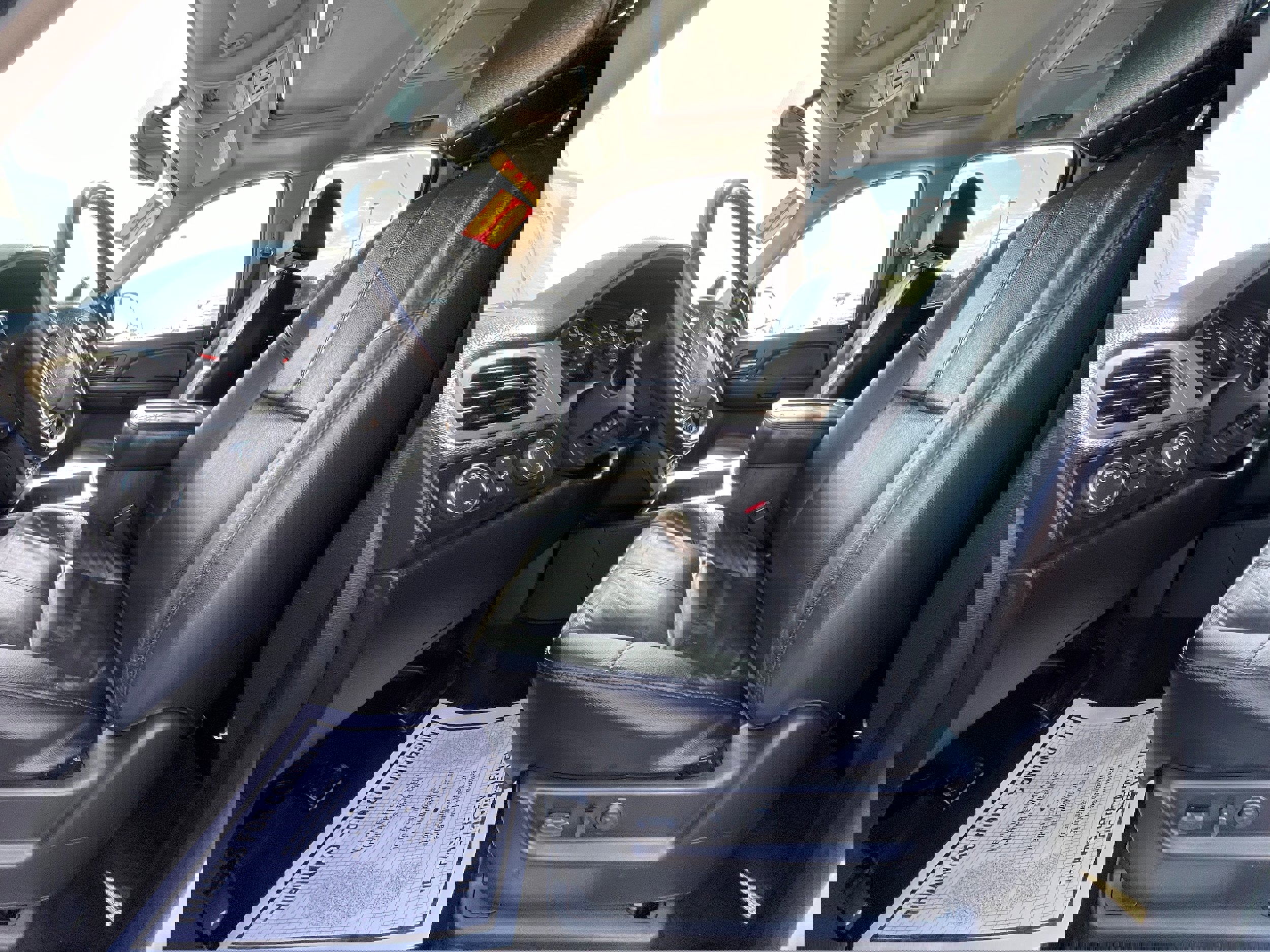 Used 2008 Chevrolet Suburban LT image 16